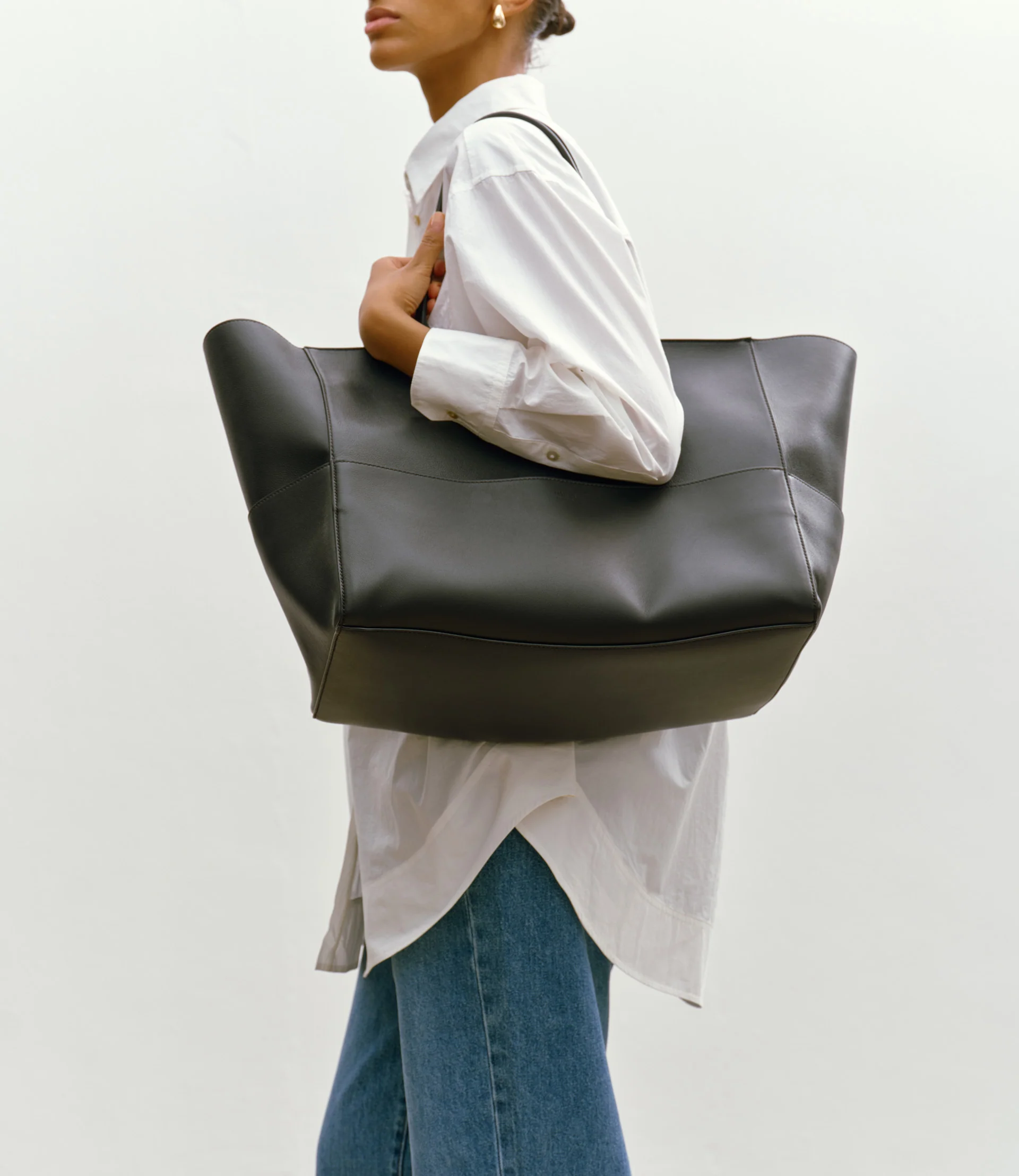 Incognito 42 Cabas Bag Smooth Calfskin Black - Image 2