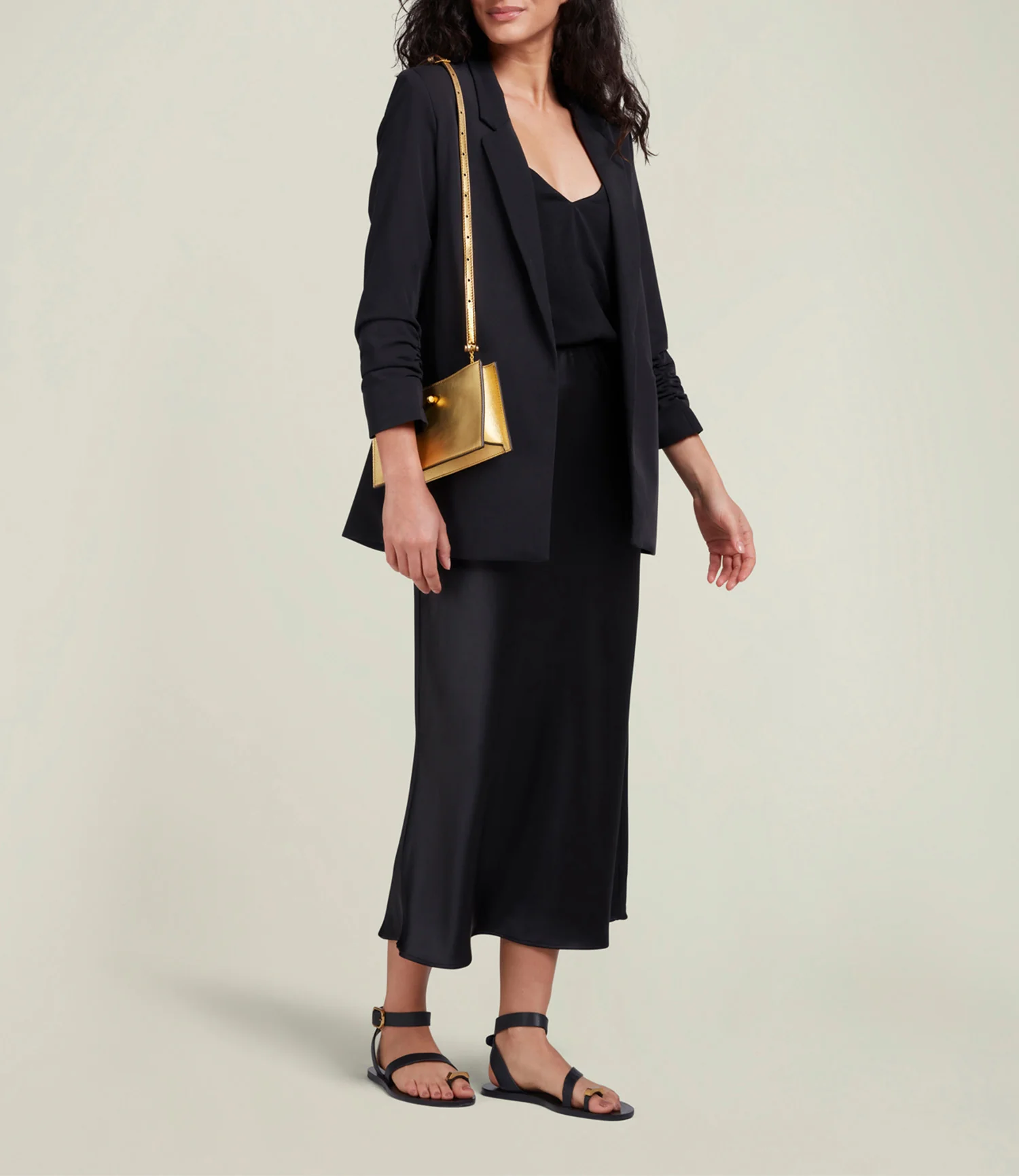 ISSIMO | Métier Ease Metallic Calfskin Gold - Image 5