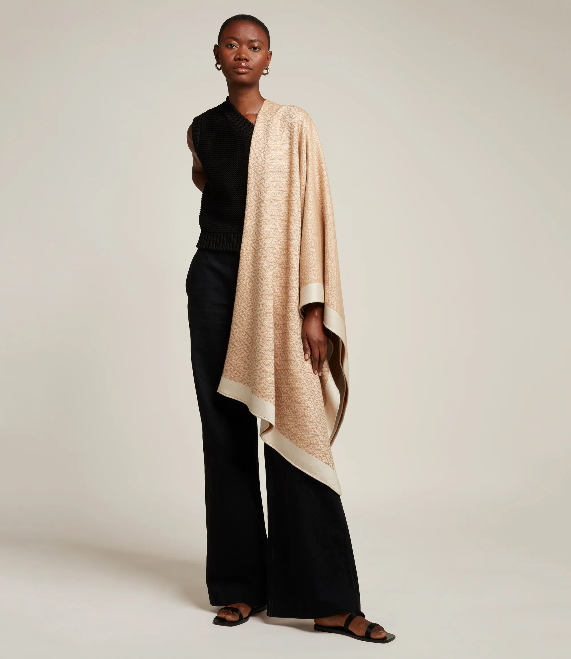 Large Cashmere Throw Camel and White Sand - Image 3
