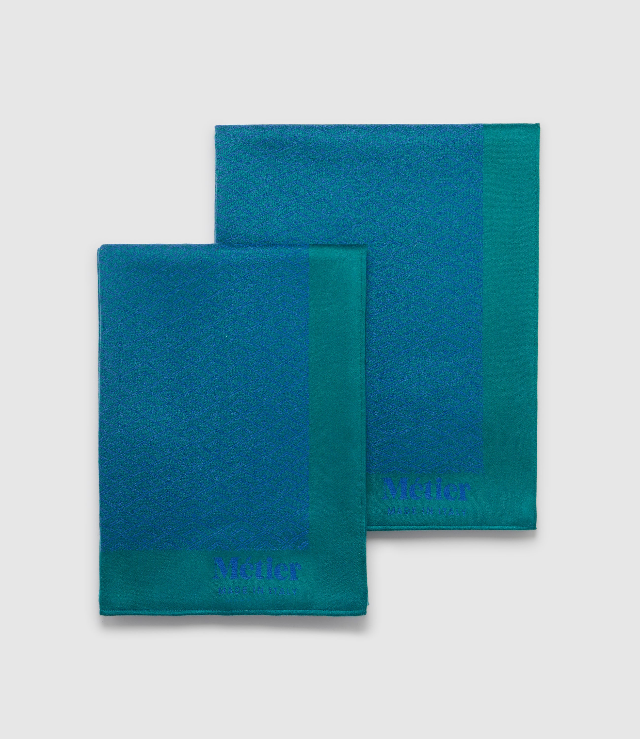 Large Cashmere Throw Yves Blue and Emerald - Image 6