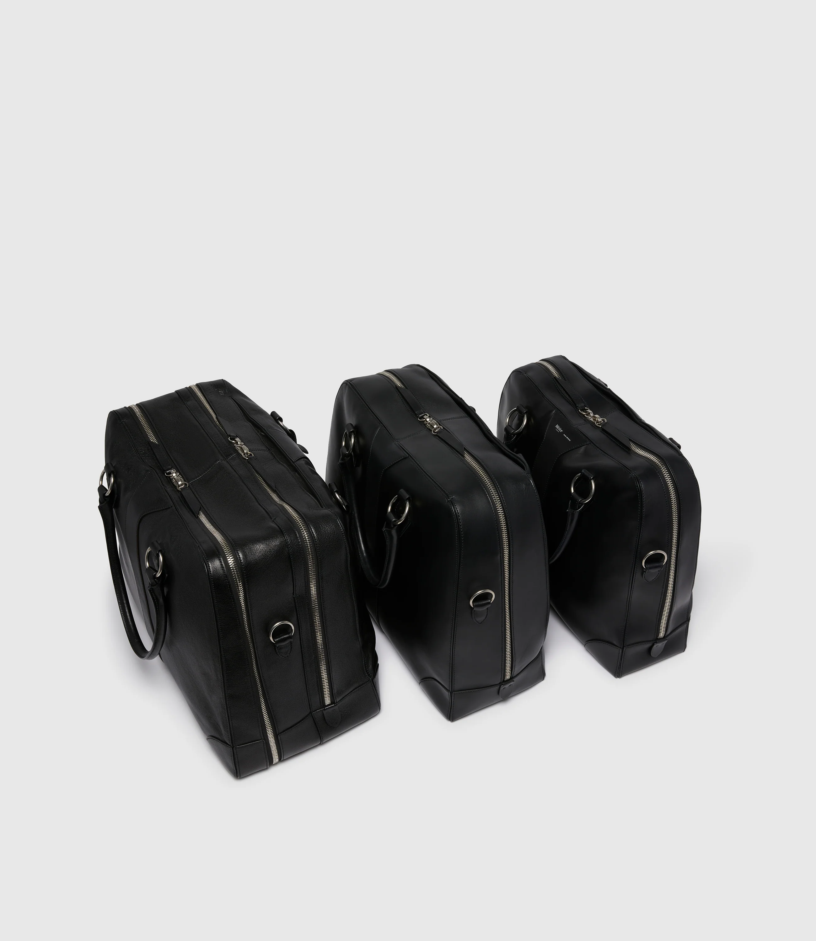 Le Petit Voyage Overnight Briefcase Buffalo Black - Image 4