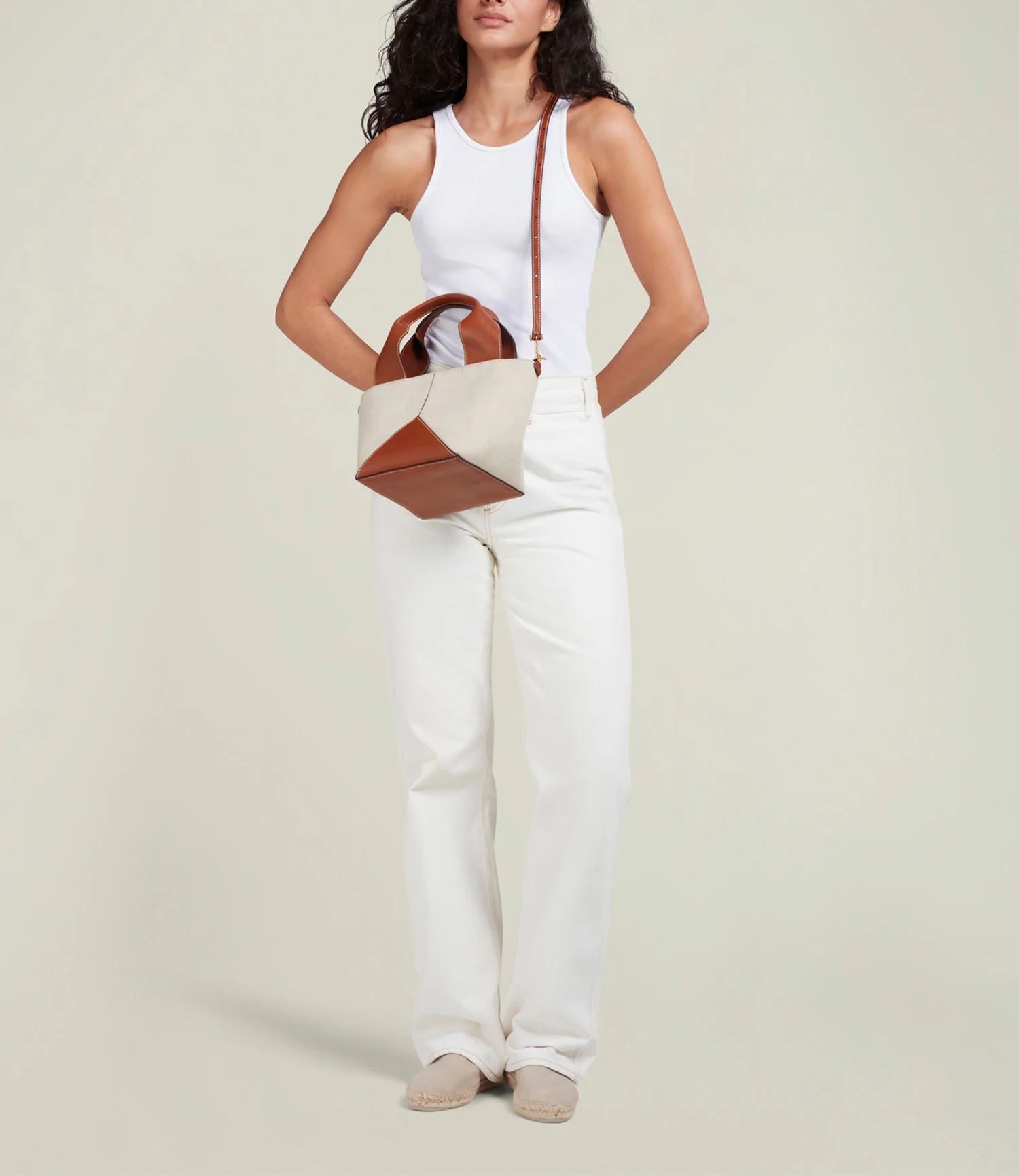 Market Mini Natural Linen with Cognac - Image 5
