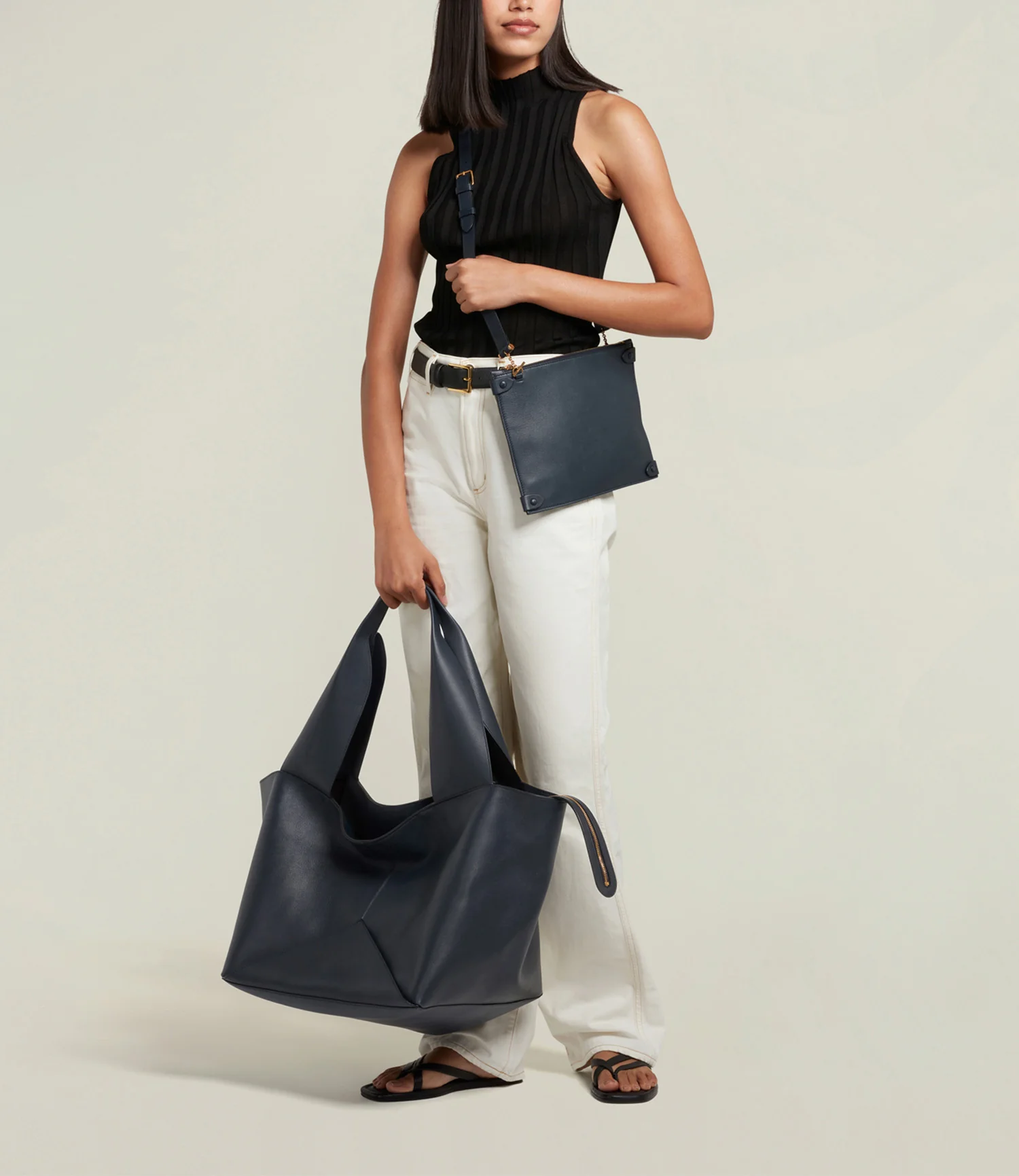 Market Weekend Smooth Calfskin Navy - Image 5