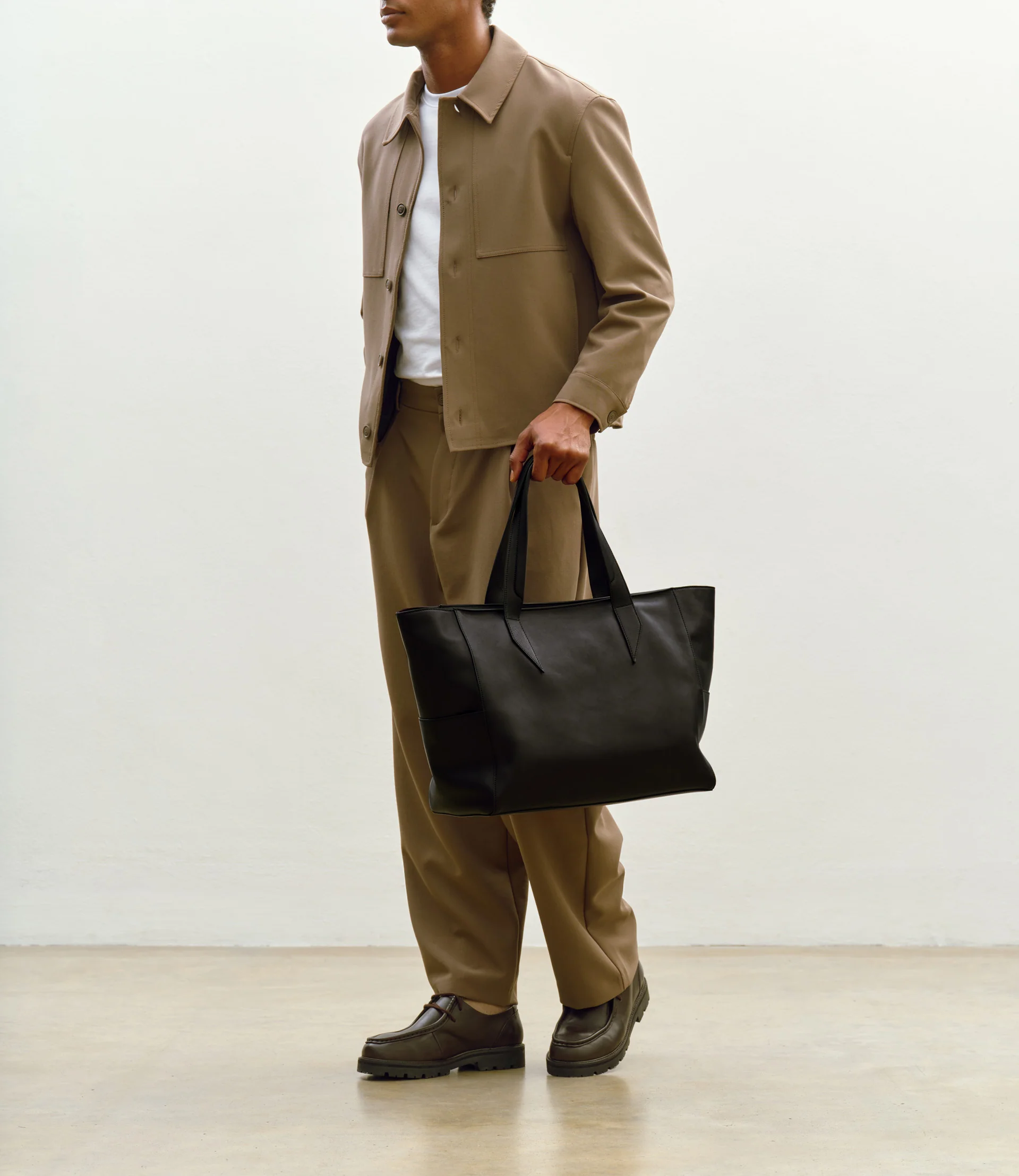 Passerby East-West Supple Calfskin Black - Image 4