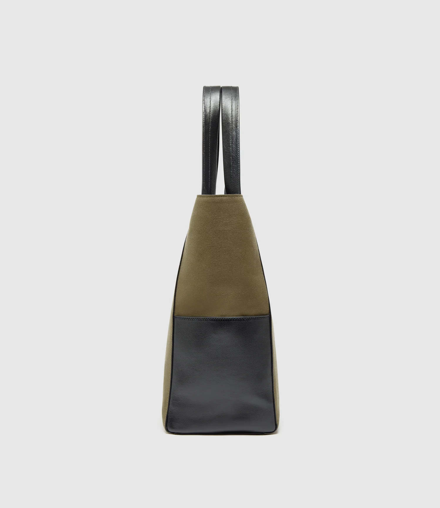 Passerby North-South Military Twill with Elvis Black - Image 4