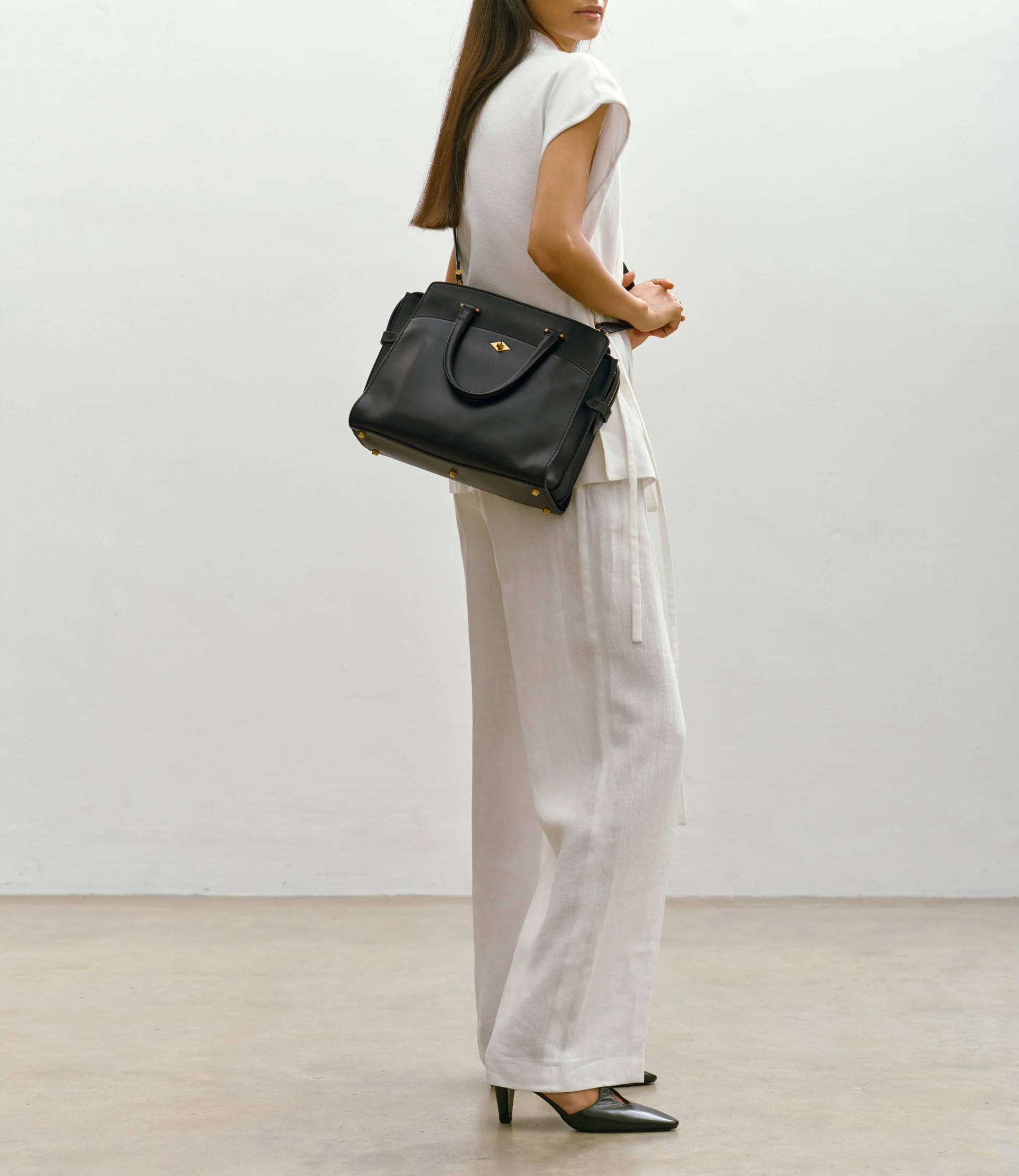 Private Eye Slim Atelier Calfskin Black - Image 6