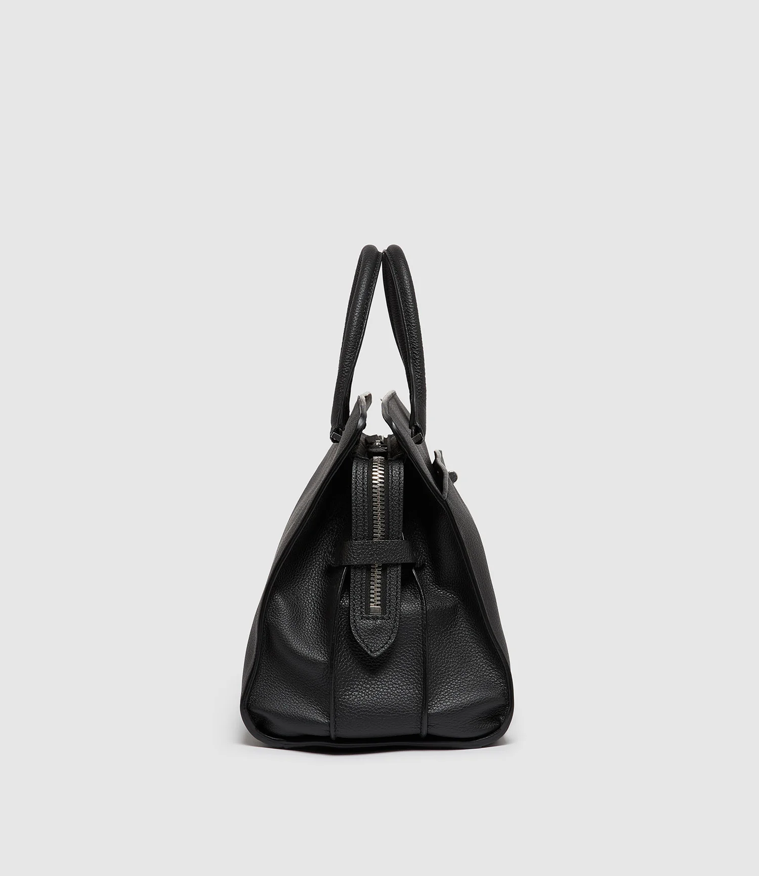 Private Eye Soft Grain Leather Black - Image 5