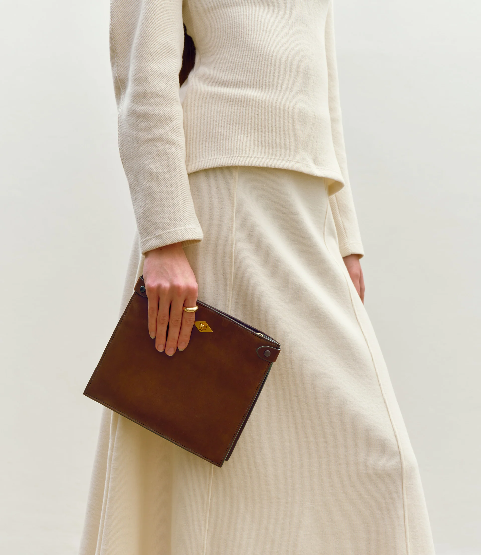 Stowaway Crossbody Nubuck Chestnut - Image 6