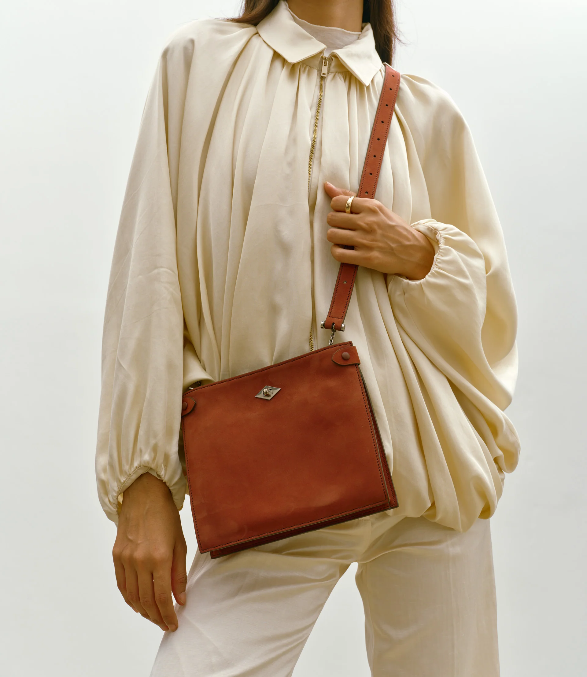 Stowaway Crossbody Nubuck Rust - Image 2