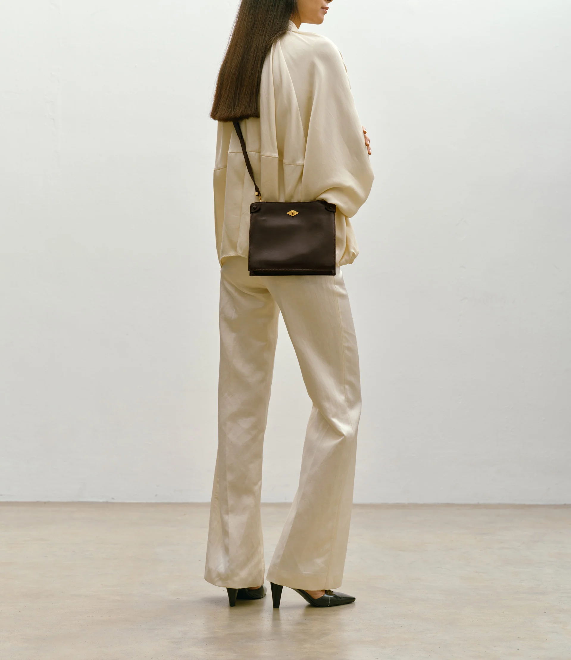Stowaway Crossbody Elvis Cacao - Image 2
