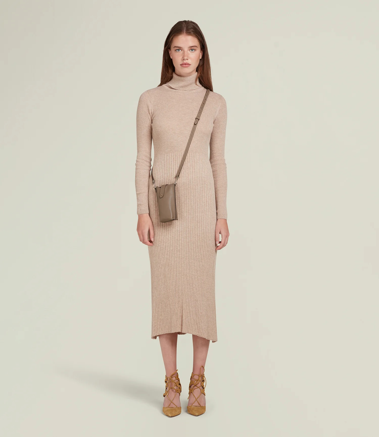 Minimalist Double Smooth Calfskin Taupe - Image 4