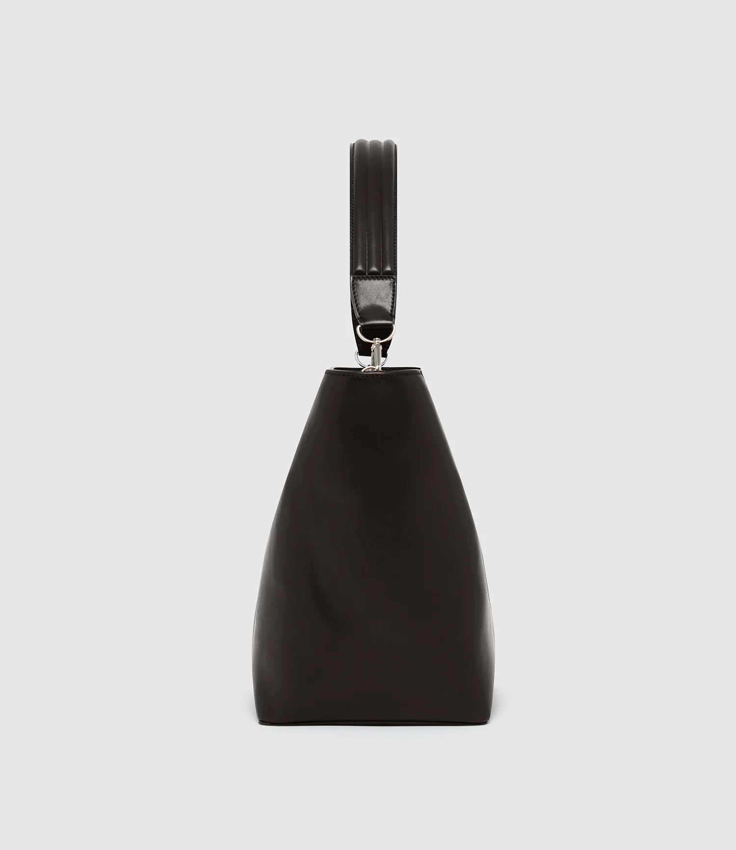 Twist 22 Supple Calfskin Black - Image 5