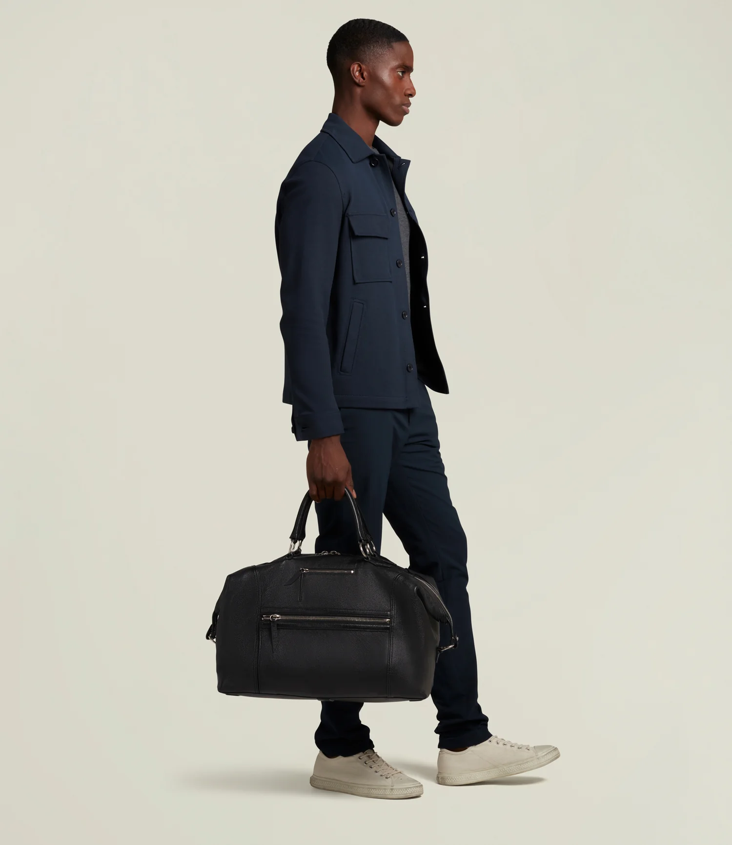 Vagabond Duffle Buffalo Black - Image 4